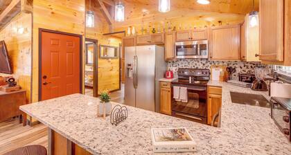 Pet-friendly Chattanooga Cabin w/ Hot Tub & Kayaks