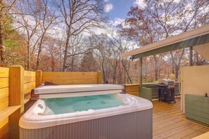 House (2 Bedrooms) | Front of property - Pet-friendly Chattanooga Cabin w/ Hot Tub & Kayaks (Chattanooga)