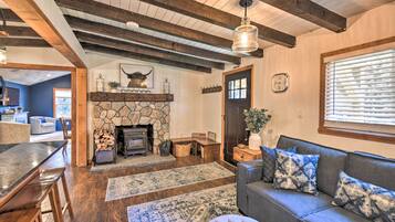 Cottage (3 Bedrooms) | Front of property