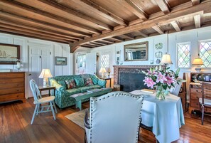 Cottage (5 Bedrooms) | Interior