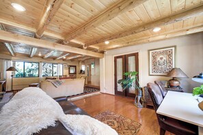 Cottage (2 Bedrooms) | Interior - Peaceful Historic Cottage on Sedona Wine Trail (Cornville)