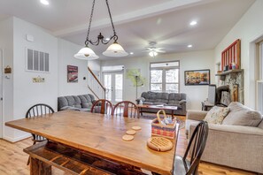 House (3 Bedrooms) | Interior - Waterfront Lake Anna Home: Kayaks & Private Dock (Mineral)