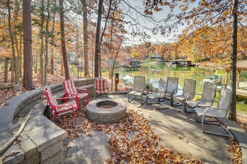 Waterfront Lake Anna Home: Kayaks & Private Dock