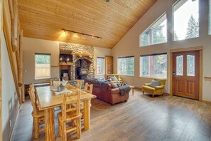 Casa (3 Bedrooms) | Interior