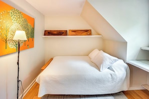 House (5 Bedrooms) | Interior - Expansive Wilmot Escape w/ Deck Near Skiing! (Wilmot)