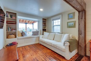 Interior - Expansive Wilmot Escape w/ Deck Near Skiing! (Wilmot)