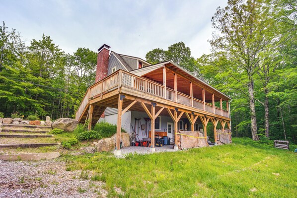 House (5 Bedrooms) | Interior - Expansive Wilmot Escape w/ Deck Near Skiing! (Wilmot)