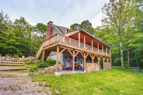 Expansive Wilmot Escape w/ Deck Near Skiing!