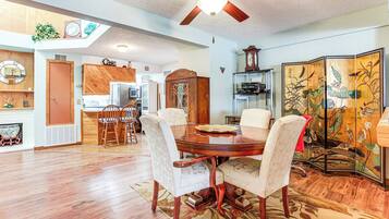 Nhà (4 Bedrooms) | Nội thất
