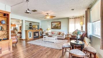 Nhà (4 Bedrooms) | Nội thất