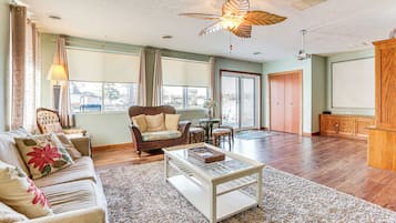Rumah (4 Bedrooms) | Interior