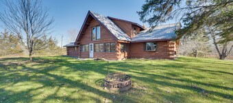 Secluded Log Cabin < 1 Mi to Munger State Trail!