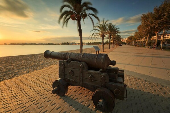 Beach nearby - Agi Sant Sebastia 111 Apartamento for rent in Roses Girona. (Roses)