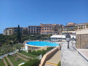 Pool - Cap Esterel, T2 Confortable 4/5 Personnes, Climatisé Avec Très Belle vue sur mer (Saint-Raphaël)
