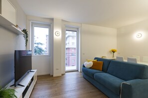 Monolocale City | Con arredamento individuale, ferro/asse da stiro, Wi-Fi gratuito