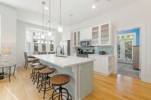 Full-size fridge, microwave, oven, stovetop - 30A Beach House - Karma is a Beach (Santa Rosa Beach)