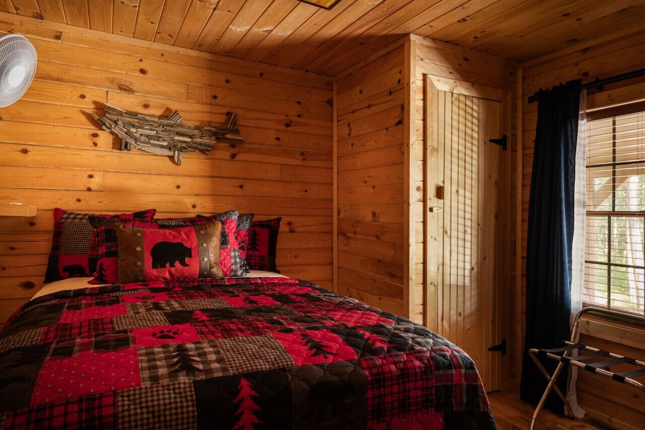 2 間睡房、熨斗/熨衫板、Wi-Fi、床單