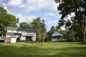 Exterior - Royal Garden Cabin 4 (Middletown)