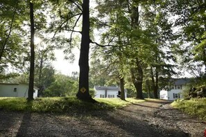 Property grounds - Royal Garden Cabin 4 (Middletown)