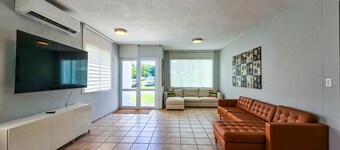 Friends & Family Getaway Villa