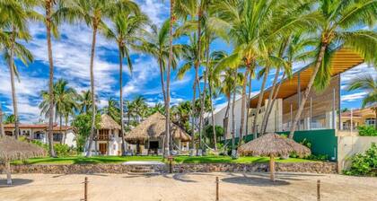 Amazing Oceanfront 5BR Villa Pool Beachfront