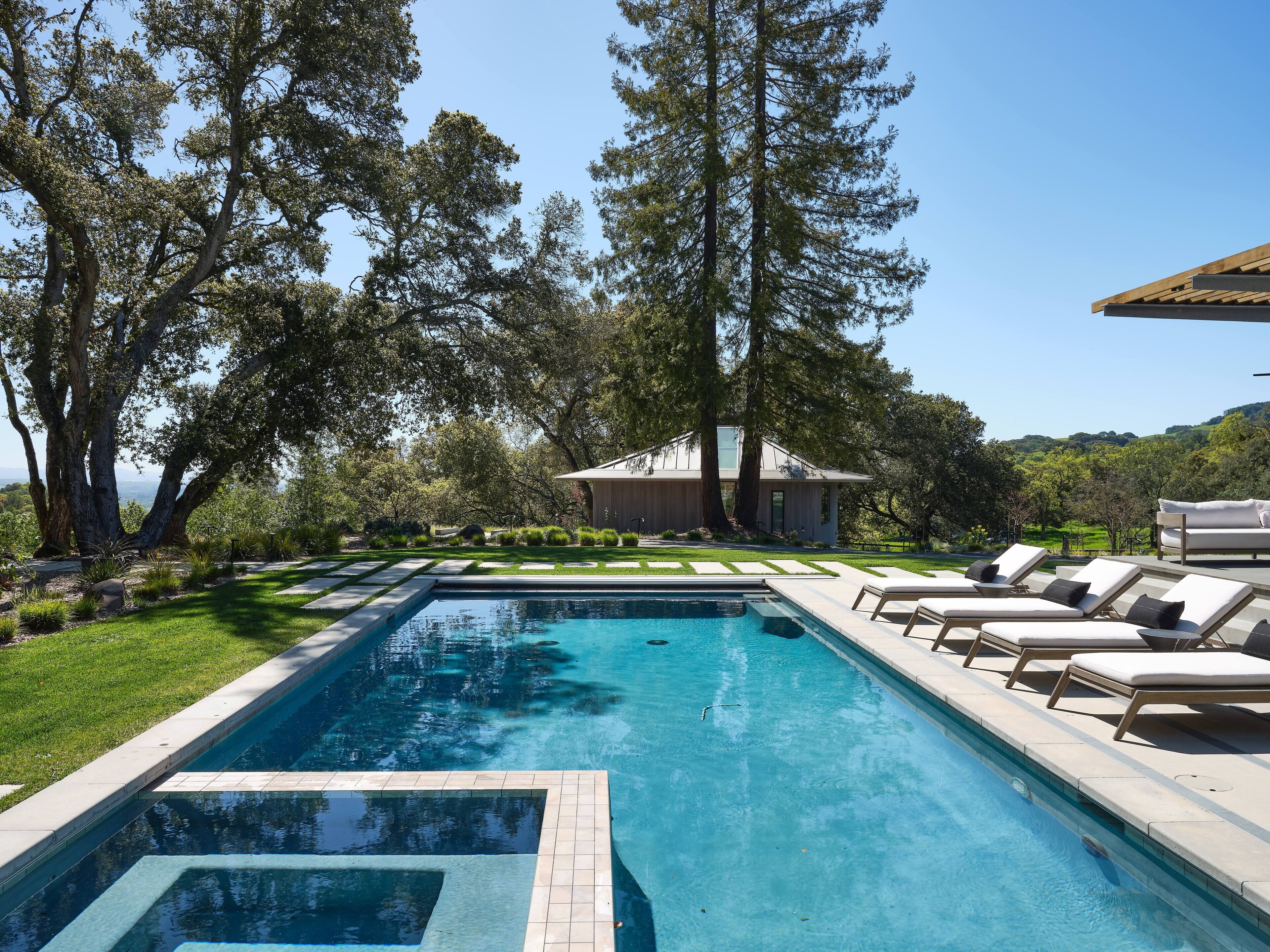 Chene Vivant Estate *30+ Days Rental*