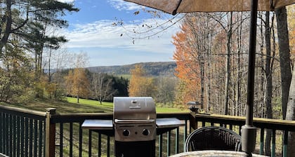 Breezy Hills Apt - Studio apt in a secluded spot, minutes from Cooperstown