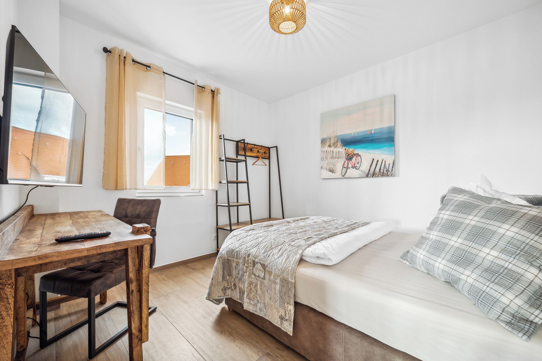 2 bedrooms, WiFi, bed sheets