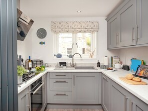 Dishwasher - 2 bedroom accommodation in Wadebridge (Wadebridge)