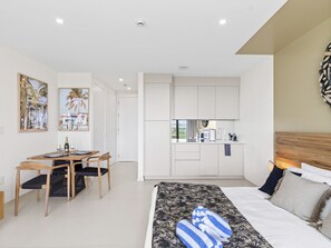 Pengeskab på værelset, strygejern/strygebræt, gratis Wi-Fi, sengetøj