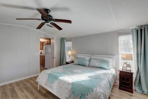 2 sovrum, strykjärn/strykbräda, gratis wi-fi och sängkläder