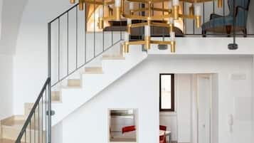 Apartment | Living area | Flat-screen TV