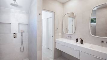 Townhome, 2 Bedrooms, Partial Ocean View | Bathroom | Shower, rainfall showerhead, hair dryer, towels