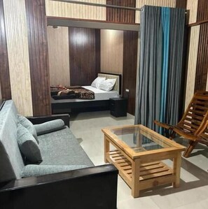 1 bedroom, WiFi, bed sheets - Hotel Monal Standard Room #4 (Pithoragarh)