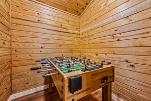 Spielezimmer