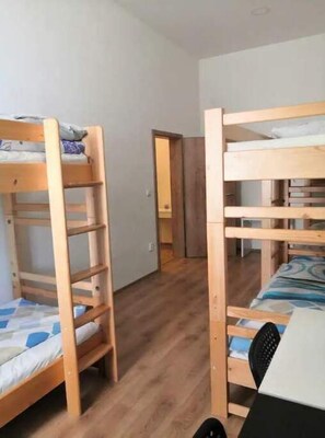 2 habitaciones, wifi y ropa de cama 