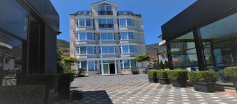 Pashkaj Hotel