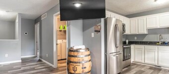 Lady Hoosier Hall - 4 Bd Townhome by IU Sports