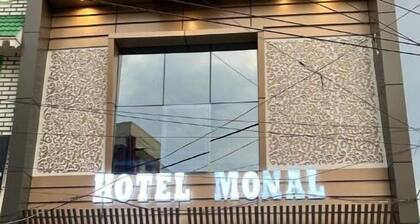 Hotel Monal Deluxe Room #2
