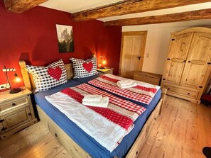 2 Schlafzimmer, Bügeleisen/Bügelbrett, WLAN, Bettwäsche