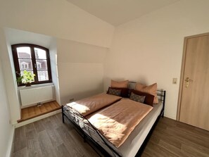1 bedroom, iron/ironing board, travel cot, WiFi - Fewo Salzmännchen in Top-altstadtlage von Zittau (Zittau)