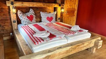 4 Schlafzimmer, Bügeleisen/Bügelbrett, WLAN, Bettwäsche