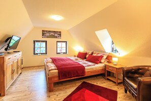 2 sovrum, strykjÀrn/strykbrÀda, wi-fi och sÀngklÀder