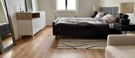 1 غرفة نوم وواي فاي مجانًا وملاءات أسرّة