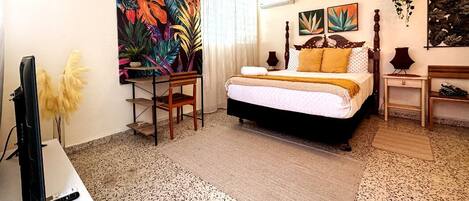 4 bedrooms, bed sheets