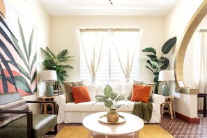 Living area - 4 bedroom Miramar - 2 apt combo (San Juan)