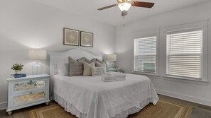 4 slaapkamers, een strijkplank/strijkijzer, wifi, beddengoed