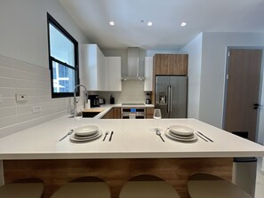 Fridge, microwave, oven, stovetop