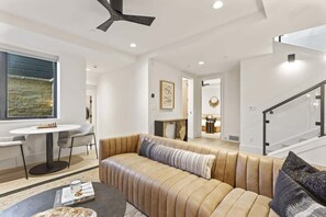 TV, fireplace, offices