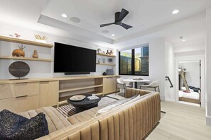TV, fireplace, offices